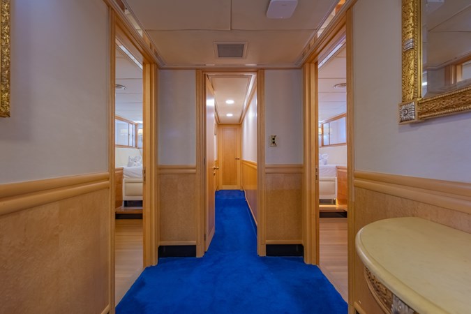 31. Alloy Yachts 1997 (Fortune Elephant)