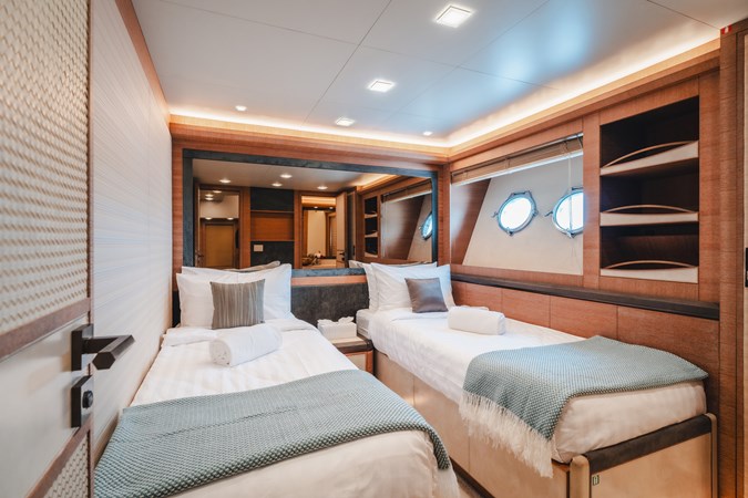 30. MCY 86 2015 (BAYC ASIA)