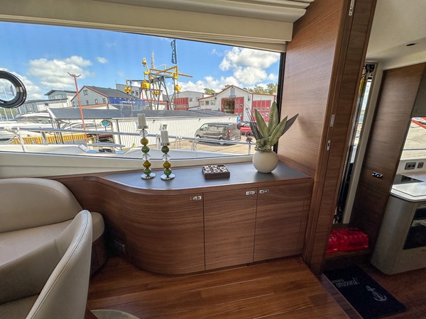 Cutlery, Crockery and Glasses