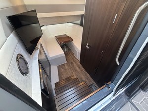 Lower Deck Appliances & Forward Table/Berth