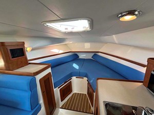 LUNA, 2013 Hunt Yachts Harrier 36: Vee Berth