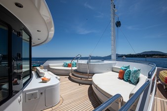 LADY MARINA Deck Fwd