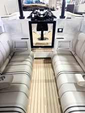 Ante Limousine LT26 Seating