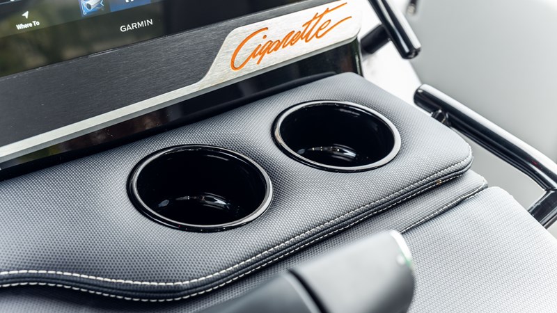 2025 Cigarette 42 Auroris