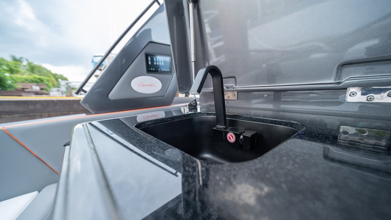 2025 Cigarette 42 Auroris