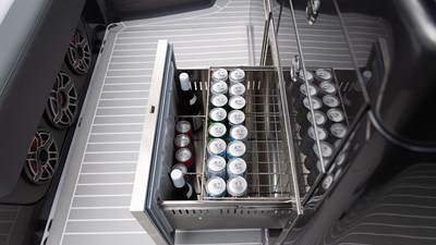 2025 Cigarette 42 Auroris