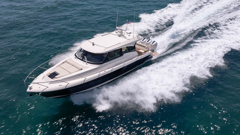 2024 Tiara Yachts 48 LE