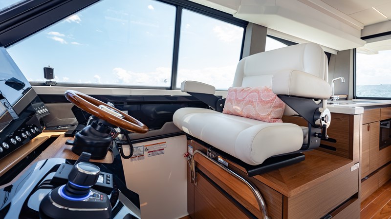 2024 Tiara Yachts 48 LE