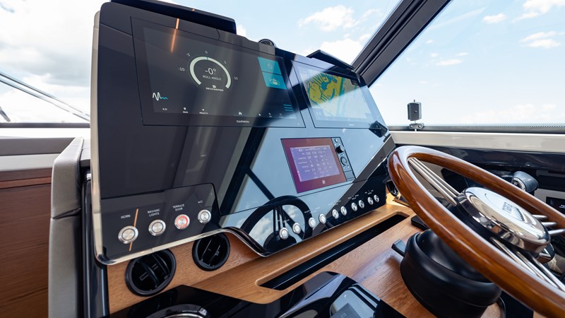 2024 Tiara Yachts 48 LE