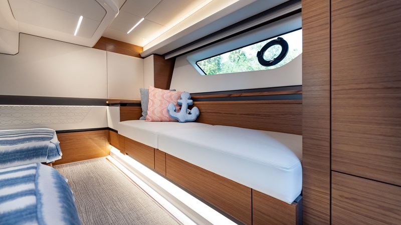 2024 Tiara Yachts 48 LE