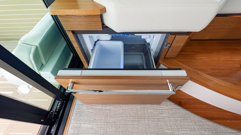 2024 Tiara Yachts 48 LE