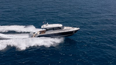 2024 Tiara Yachts 48 LE