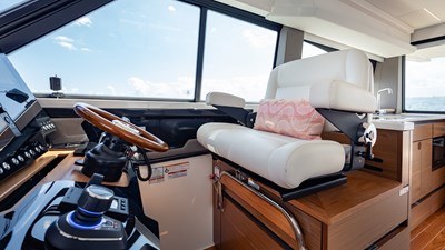 2024 Tiara Yachts 48 LE