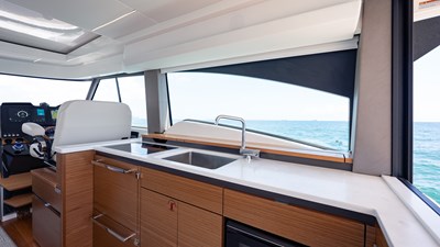 2024 Tiara Yachts 48 LE