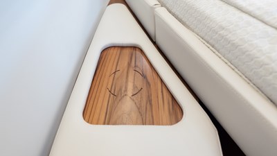 2024 Tiara Yachts 48 LE