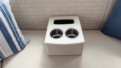 2024 Tiara Yachts 48 LE