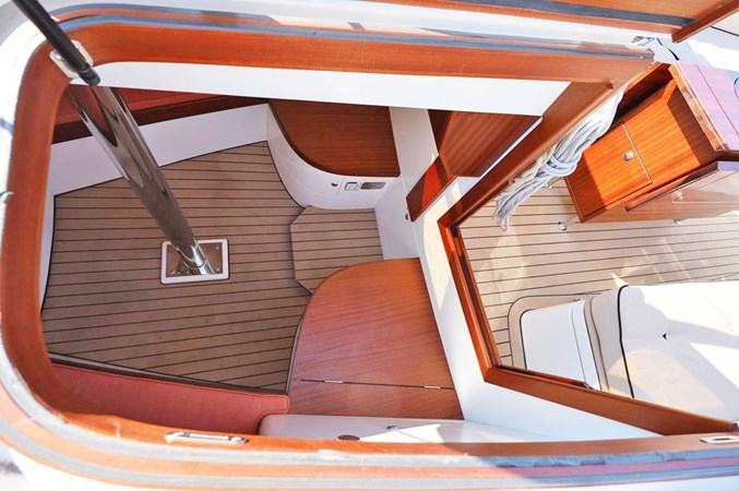 WELCOME: 2024 Leonardo Eagle 44 Interior Looking Down