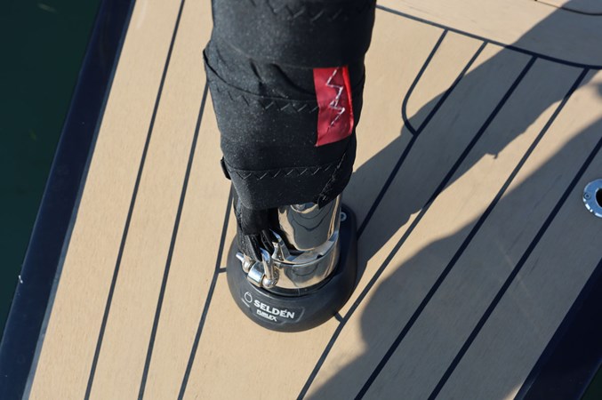 WELCOME: 2024 Leonardo Eagle 44 Selden Furlex Genoa Furler