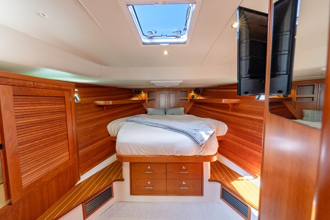 Master Cabin Custom Queen