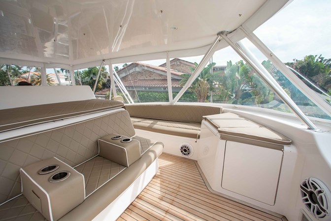 Flybridge 17