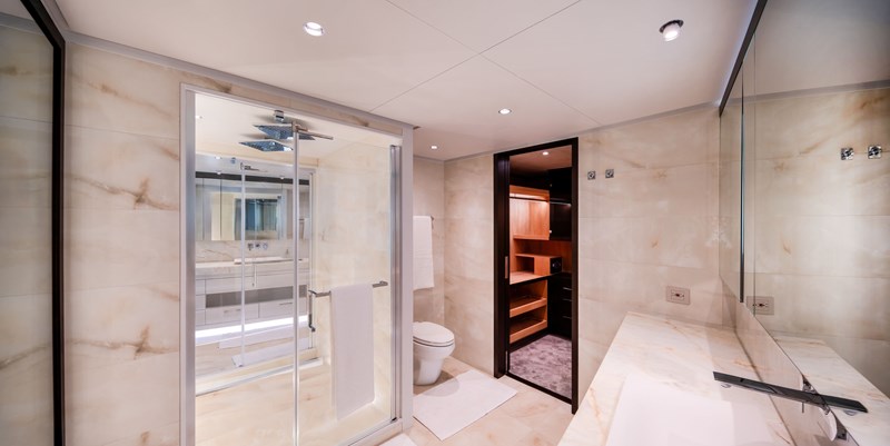 Owner's Cabin Bathroom