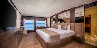 Owner's cabin on Deck