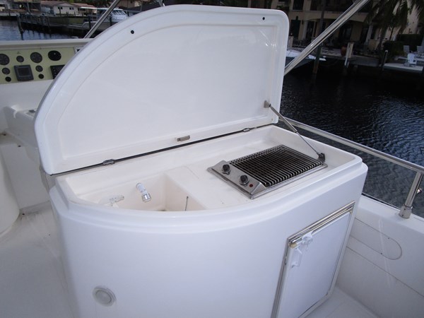 Flybridge Wet Bar