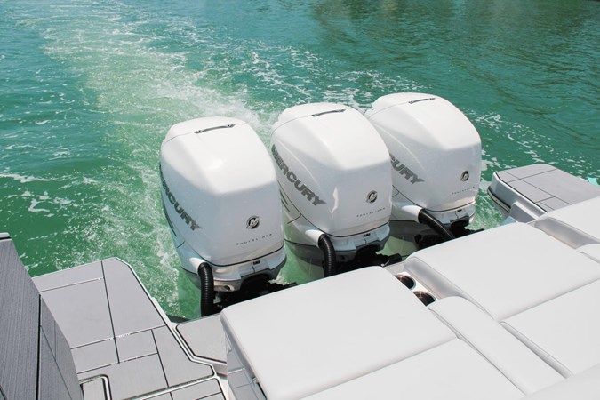 3 X 400HP MERCURY ENGINE