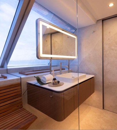 Master cabin bathroom