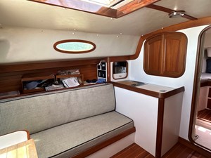 GALLUP, 2011 Alerion 33