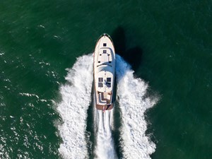 2014 Hinckley Talaria 48 BAREFOOT