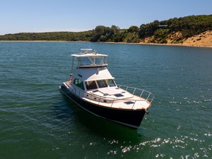 2014 Hinckley Talaria 48 BAREFOOT