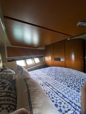 VIP Cabin2