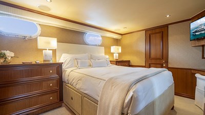 Queen Guest Stateroom, Stbd