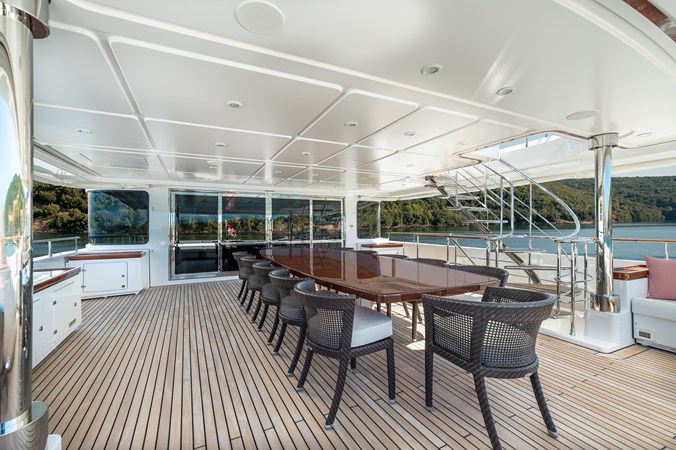 Bridge Deck Aft - Under Cover Dining for 12 Guests