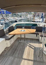 Prestige 550 Flybidge Seating Area