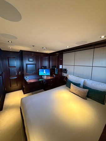 6th Stateroom/Captain Cabin