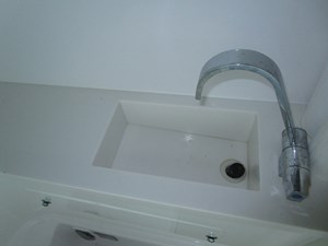 Head sink