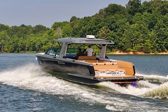 Port quarter profile