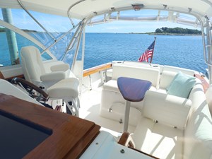 SIDEKICK, 2007 Hunt Yachts Surfhunter 29: Pilothouse Looking Aft