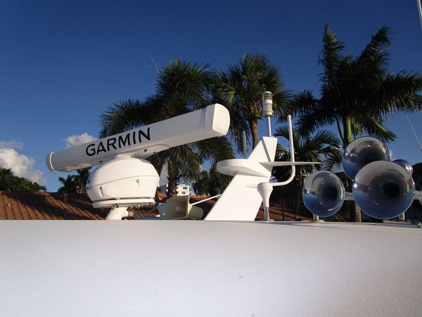 Coach roof equipment