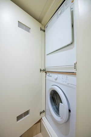 La Rubia Interior – Crew mess