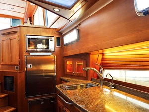 DEFY GRAVITY, 2018 Sabre 48 Flybridge Sedan