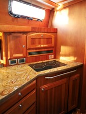 DEFY GRAVITY, 2018 Sabre 48 Flybridge Sedan