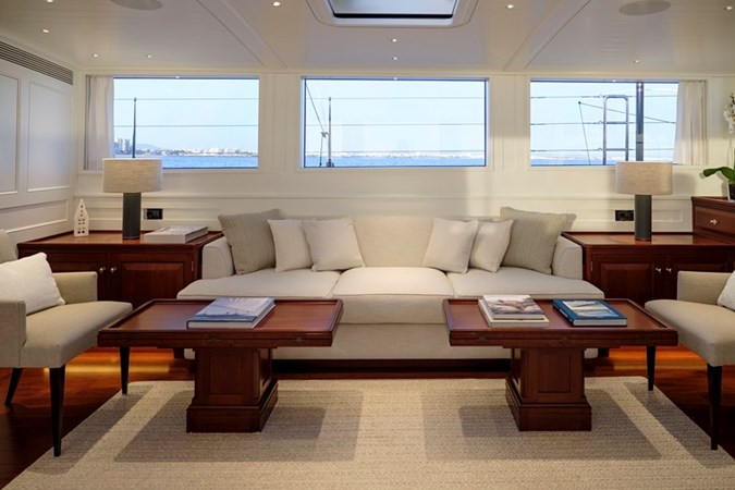 APSARA_00008262_vb5374967_800x533