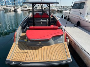 INVICTUS GT280 YACHT FOR SALE (1)