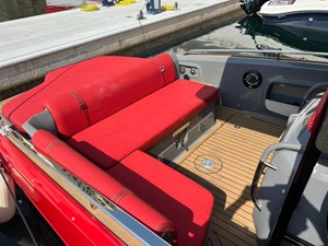 INVICTUS GT280 YACHT FOR SALE (4)