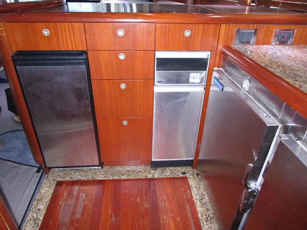 Galley aft