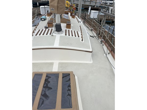 Cabintop aft