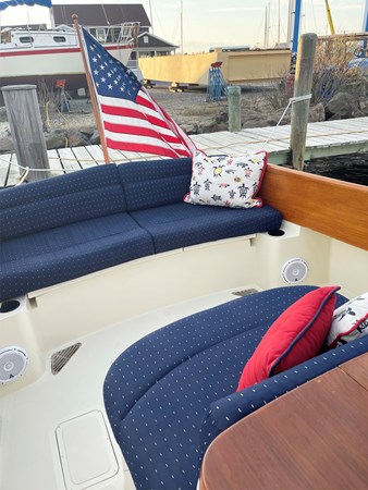 SOLEIL, Hinckley Picnic 36 EP, Aft Seating